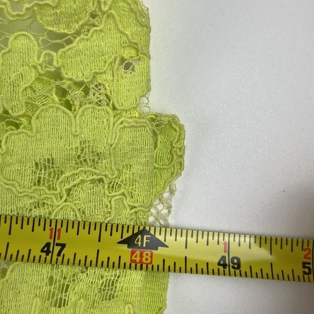 SOLD NWT Misguided Yellow Plunge Lace Midaxi Dress size 6 - Picture 6 of 11